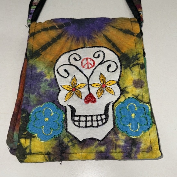 Rising International 100% Cotton Tye Dye Sugar Skull Medium Sized Crossbody Bag - Picture 2 of 7